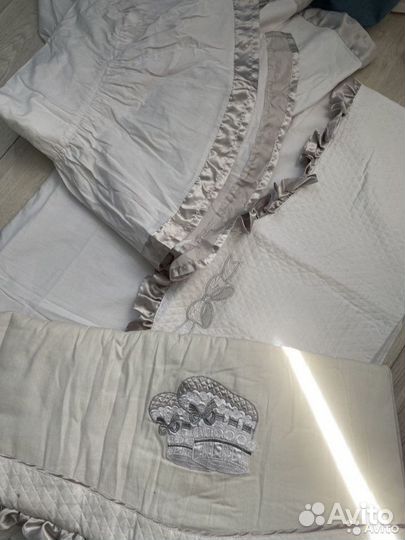 Бортики и постельное белье в детскую кроватку бу