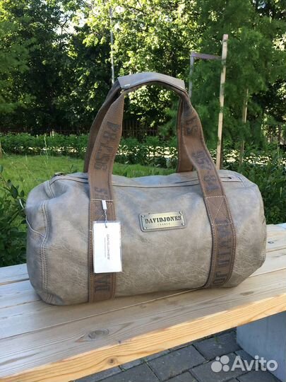 Спортивно-дорожные сумки