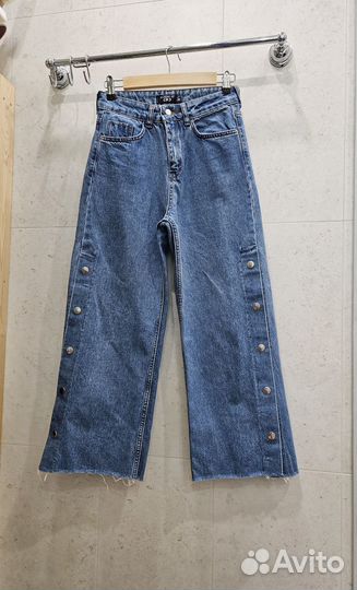 Джинсы кюлоты S широкие с заклепками