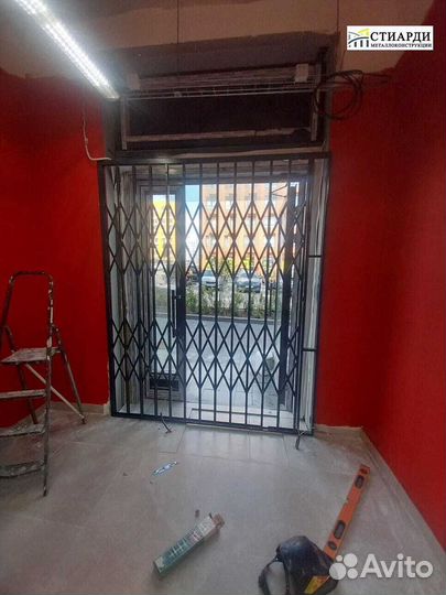 Решетка металлическая на двери