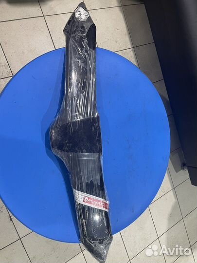 Дефлектор капота skoda octavia 2013 - н.в. новый