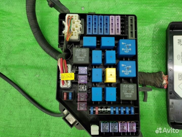 Блок предохранителей моторный Hyundai Tucson 04-09