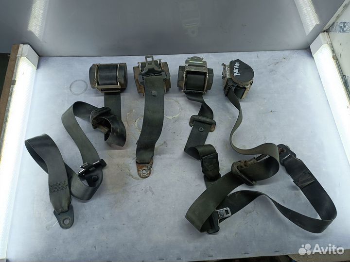 Ремень безопасности Renault Logan 1