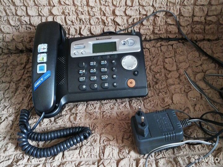 Стационарный телефон panasonic