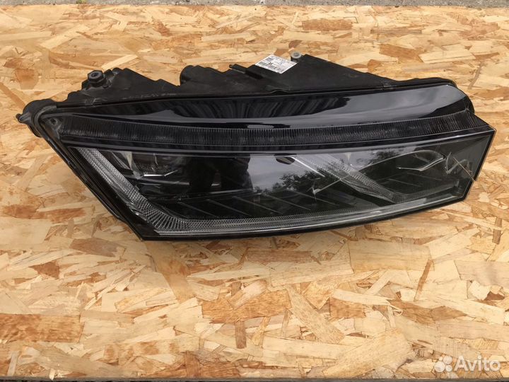 Фара правая Skoda Octavia A8 LED Линза