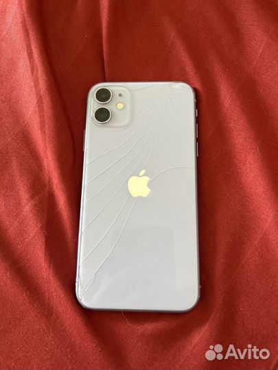 iPhone 11, 64 ГБ