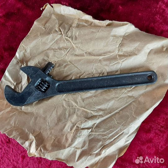 Разводной ключ СССР Новый