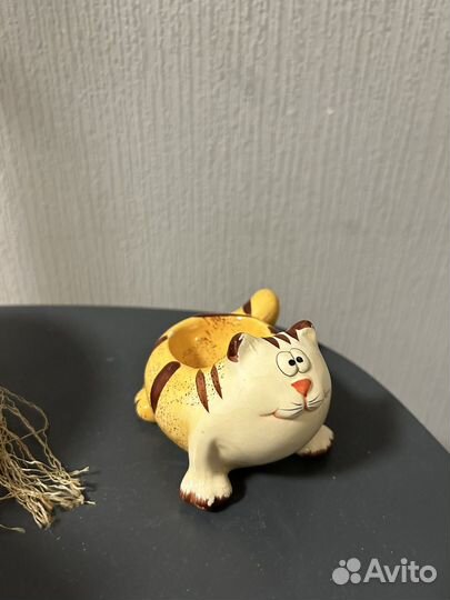 Подставка для яиц кот