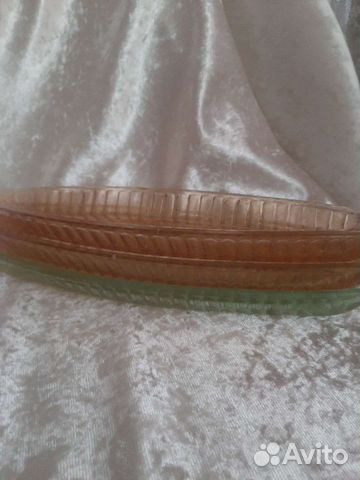 Селёдочница,чайные пары,рюмки,вилки,ложки,ножи,сол