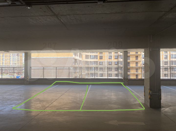 Машиноместо, 13 м²