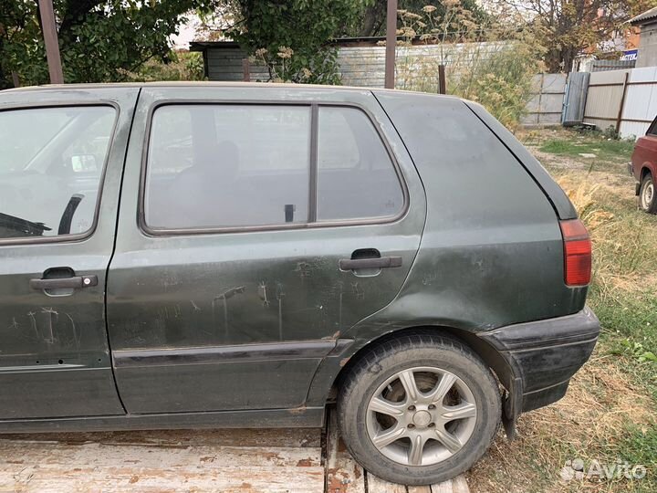 Volkswagen Golf, 1993