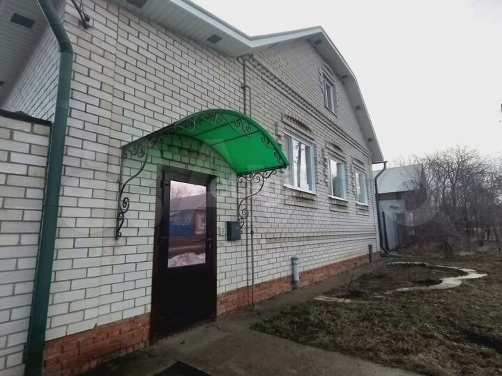 Дом 262,7 м² на участке 9,5 сот.