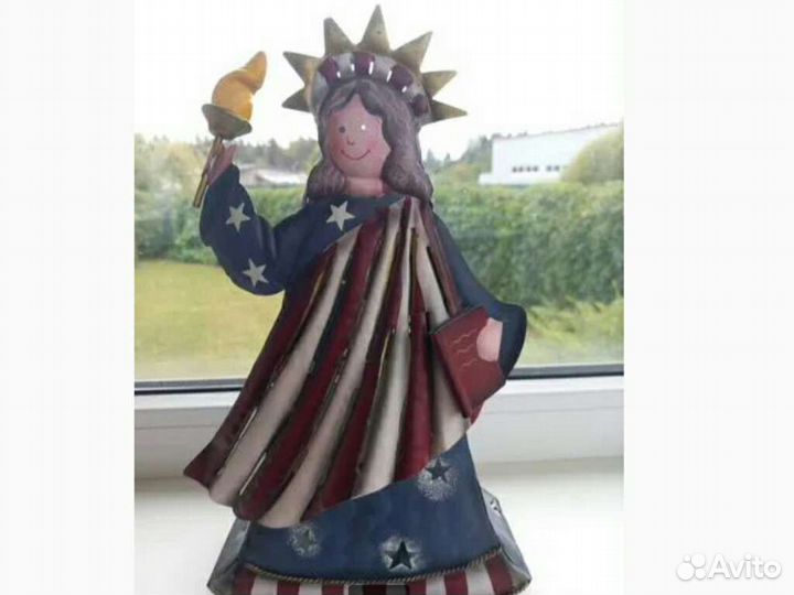 Подсвечник статуя свободы