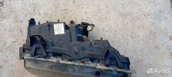 Фара правая BMW e36