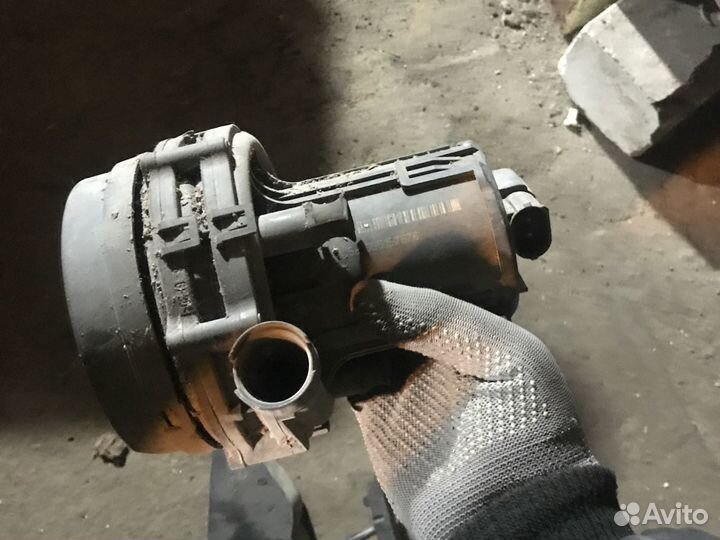 Воздушный насос вторичный бмв е39