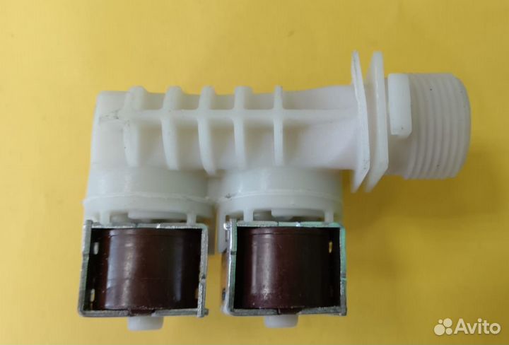 Клапан стиральной машины Ariston W16001667808