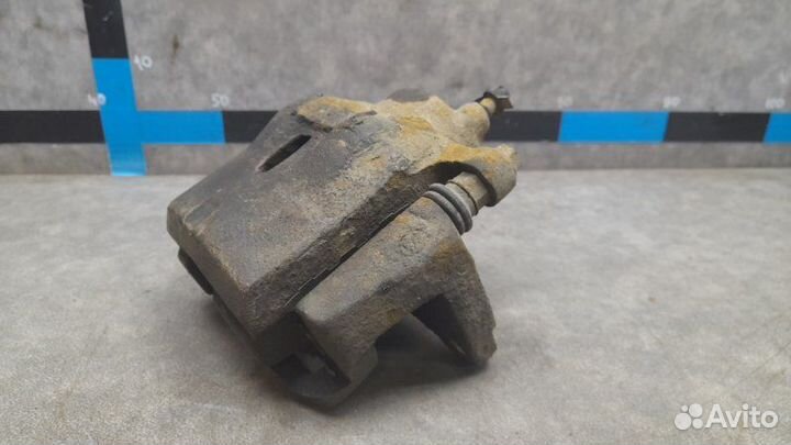 Суппорт передний левый Lifan Solano 1 (620) 1.6