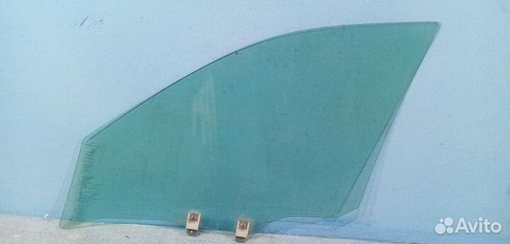 Стекло двери передней правой Nissan Wingroad 1 (Y1