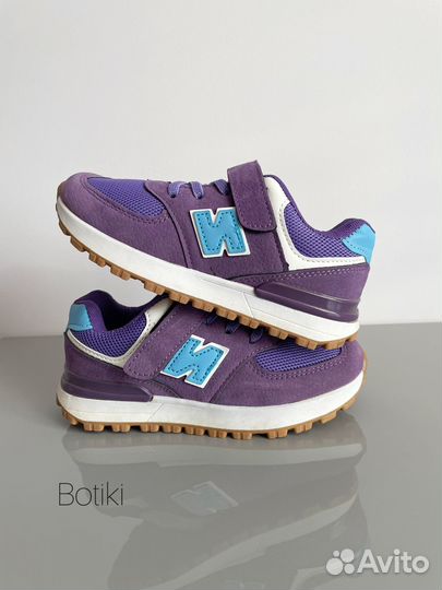 Кроссовки для девочки