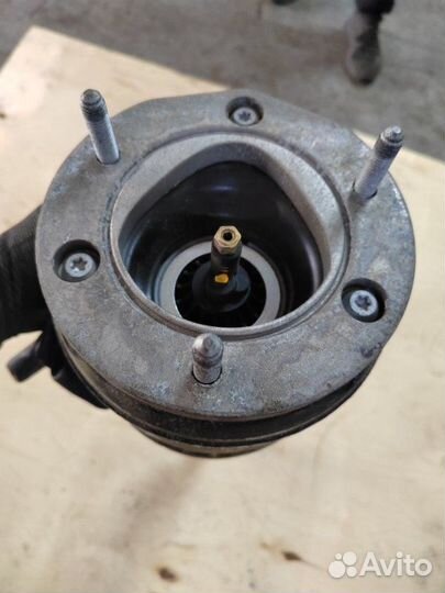 Амортизатор задний задний левый Mercedes-Benz