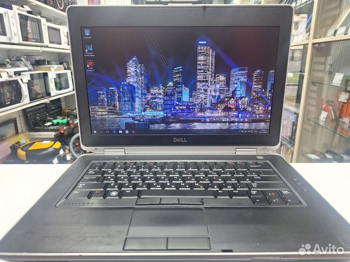 Dell Latitude P25G