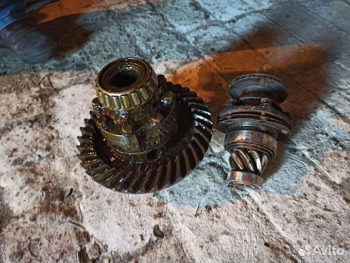 Планетарка с хвостовиком на 37 зубьев УАЗ буханка