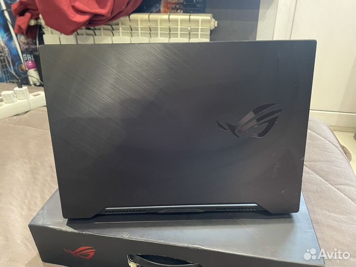 Asus ROG Zephyrus M15 1660TI6gb/i7-9750H/24gb ddr4