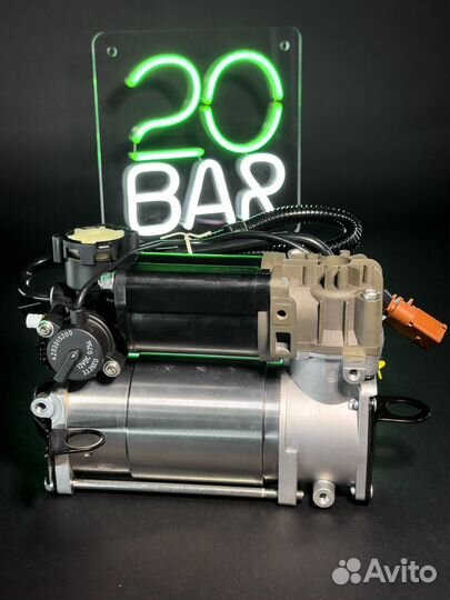 Компрессор пневмоподвески для Audi A8 D3 (бензин V