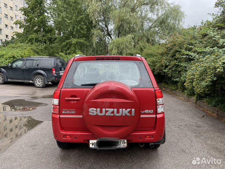 Suzuki Grand Vitara 2.0 AT, 2012, битый, 100 000 км