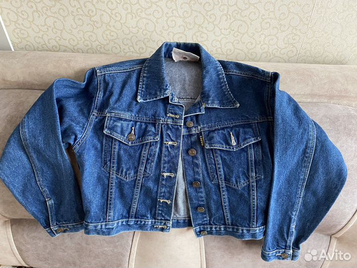 Джинсовая куртка