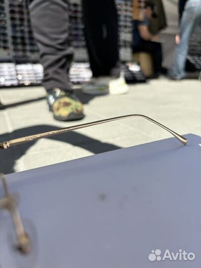 Солнцезащитные очки fendi