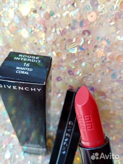 Помада Givenchy interdit 16