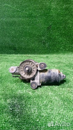 Моторчик стеклоочистителя передний Toyota Corolla