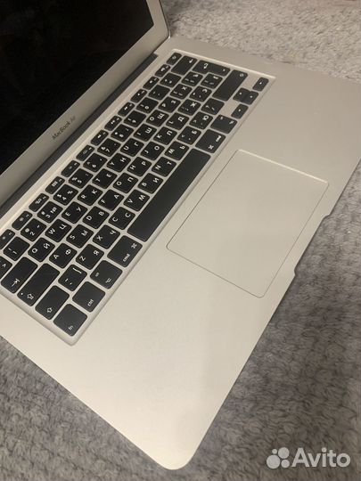 Apple MacBook Air 13 2011