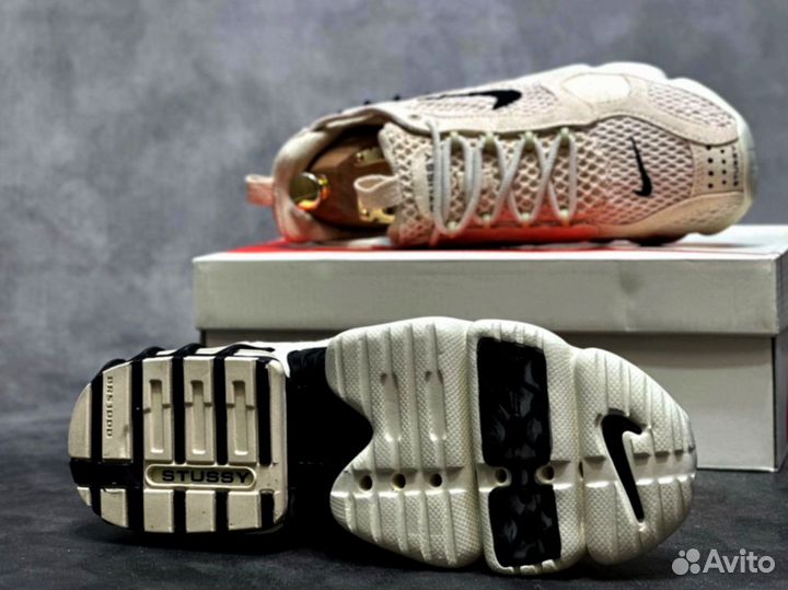 Кроссовки Nike Stussy