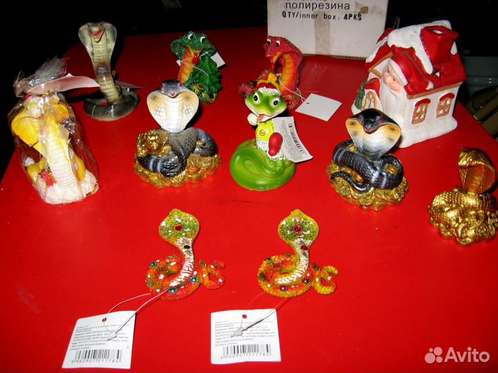 Денежные кобры, змеи сувенирные