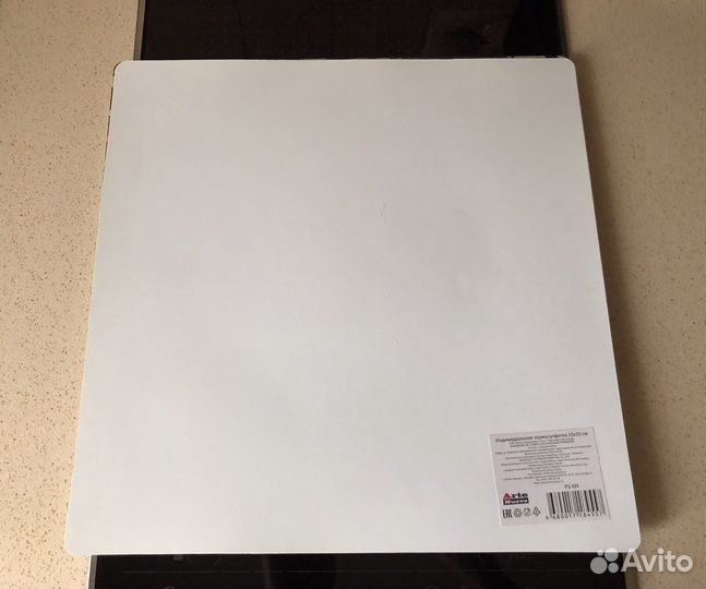 Три сервировочные салфетки