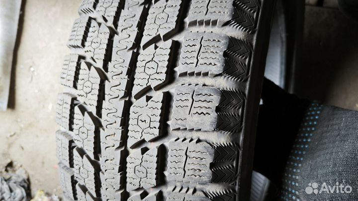 Toyo Observe GSi-5 225/60 R17