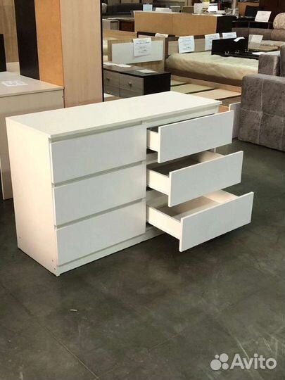 Комод без ручек 1200мм