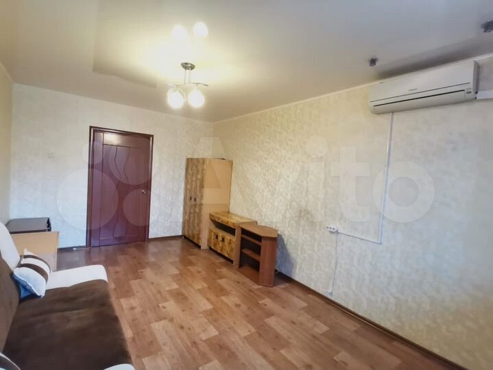 2-к. квартира, 55 м², 4/9 эт.