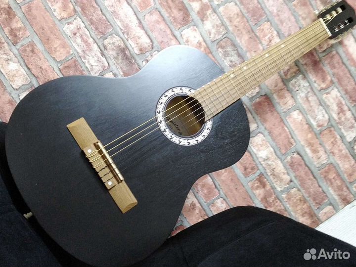 Гитара новая акустическая концертная широкий гриф