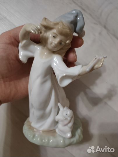 Фарфоровые статуэтки