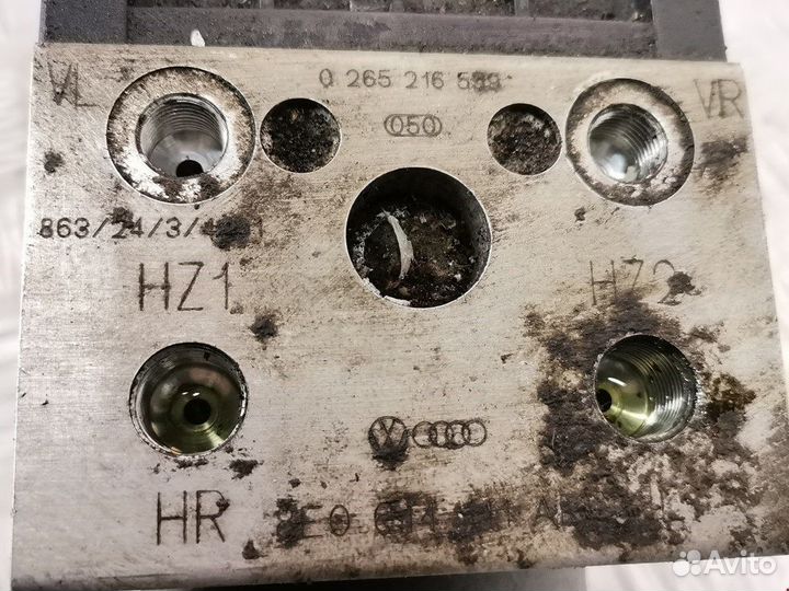 Блок ABS для Volkswagen Passat 5 8E0614111AB