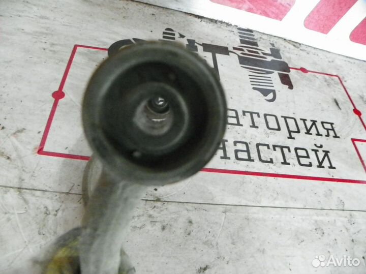 Рычаг передний верхний правый Kia Sorento