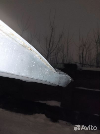 Дверь задняя toyota regius