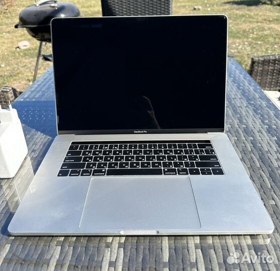 Macbook Pro 15 i7/32/512Gb mid 2018