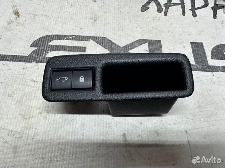 Кнопка открывания багажника Lexus Nx Nx200T Nx300