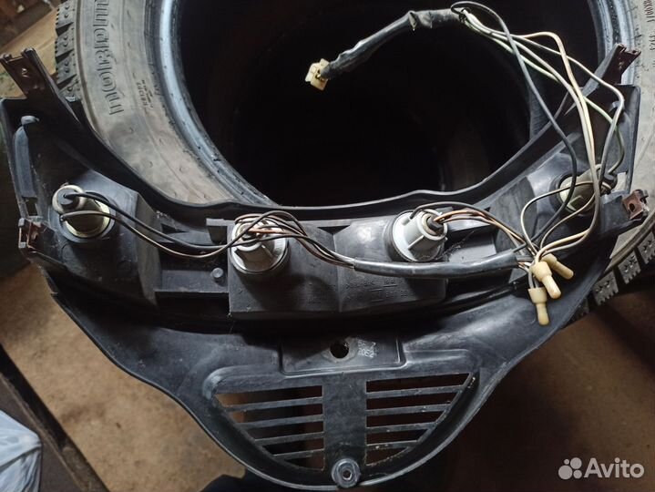 Фонарь задний Suzuki Vecstar