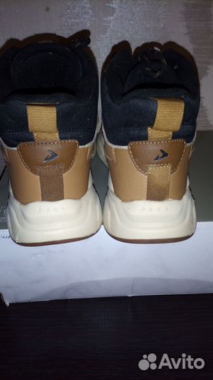 Кроссовки мужские Demix 42 размер