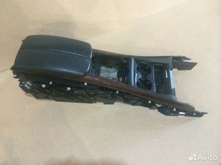 Разделительная консоль BMW X5 E70